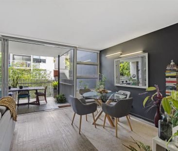 “Large 2 bedroom furnished apartment” - Photo 3