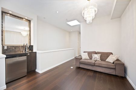 For Lease - 265 Roxton Road, Toronto, Ontario - Photo 2