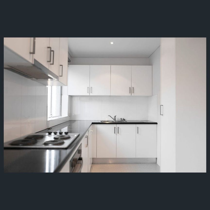 2/37 Wallis Parade, North Bondi, NSW 2026 - Photo 1