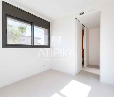 Espectacular vivienda en primera línea de mar en Castelldefels, Cas... - Photo 3