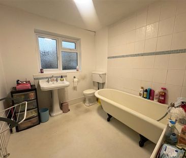 Belle Vue Road, Aldershot, Hampshire, GU12 - Photo 5