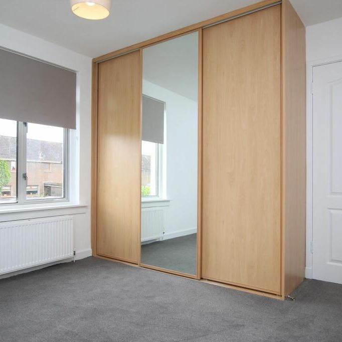 2 bedroom end of terrace house to rent - Photo 1