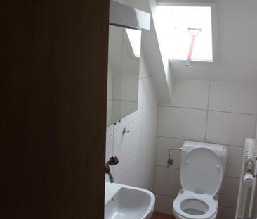 Heimelige 3-Zimmer-Dachwohnung in Liestal, nähe Spital/Stedtli - Photo 3