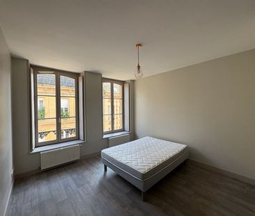 STUDIO 31 M² - HYPER CENTRE-VILLE - Photo 1