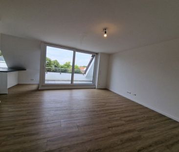 Hochwertige Lifestyle-Maisonette-Wohnung (3,5-ZKB) mit Loggia im Herzen von Gütersloh - Photo 3