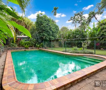 Wonderful Whitfield - Photo 1