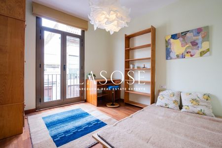 House 194m² to rent in Montjuic, Barcelona - Photo 2