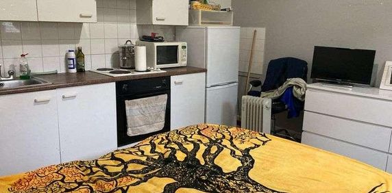 Victoria Road, London, N4 - Photo 2