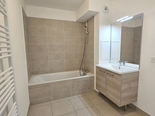 Location Appartement 3 pièces 62m² COMPIEGNE 60200 - Photo 1