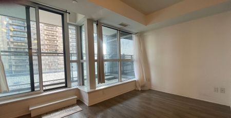 For Lease - 30 Meadowglen Place Unit# 208, Toronto, Ontario - Photo 5