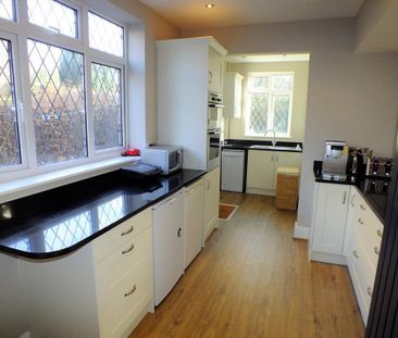5 bedroom semi-detached house to rent - Photo 6