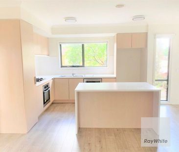 Low Maintenance Living! - Photo 1