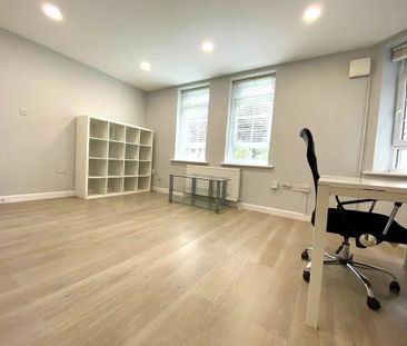 3 bedroom ground floor flat to rent - Photo 4