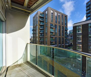 2 Bed Flat, Orbis Wharf, SW11 - Photo 3