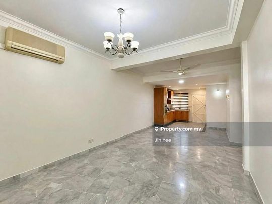 Bukit OUG Townhouse, Bukit Jalil - Photo 1