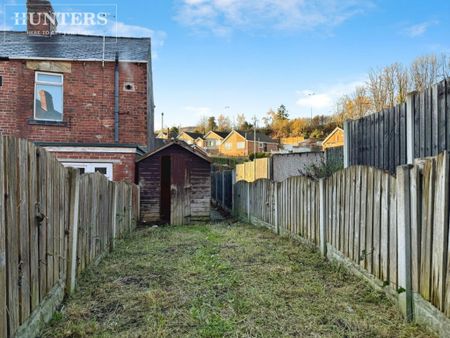 2 bedroom semi-detached house to rent - Photo 3