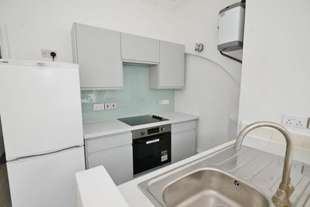 1 bedroom apartment to rent - Photo 5