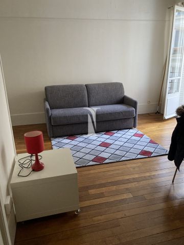 Location Appartement 1 pièce 24m² PARIS 15ème - Photo 3