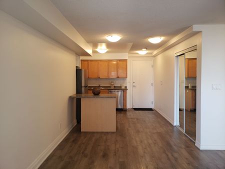 For Lease - 3888 Duke of York Boulevard Unit# 931, Mississauga, Ontario - Photo 4