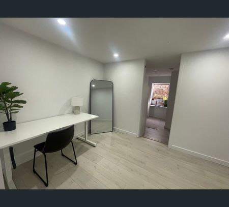 1/1 Bifrons Court, Launceston, Tas 7250 - Photo 2