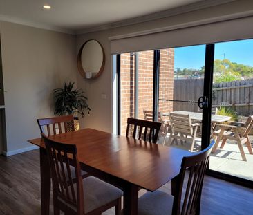 Black Hill, Stunning 3 bedroom, 2 bathroom, landscaped private cour... - Photo 1