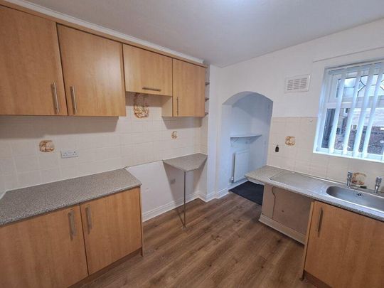 2 bedroom terraced house to rent - Photo 1