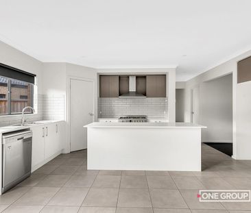 MODERN PROPERTY FOR LEASE - Photo 3