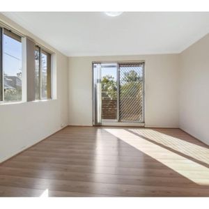 6 / 83 Balgownie Road, Balgownie, NSW 2519 - Photo 2