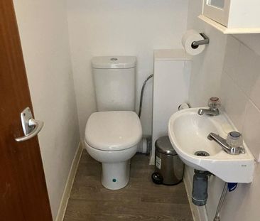 Upper Selsdon Road, CR2, Property for rent - Photo 5