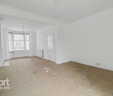 3 bedroom terraced house to rent - Photo 6