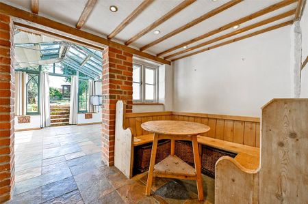 3 bedroom terraced house to rent - Photo 2