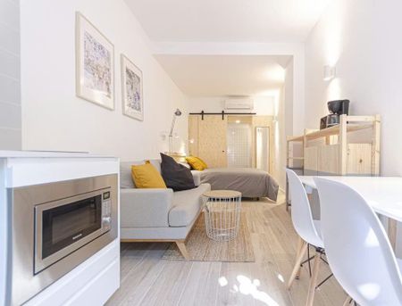 Carrer de les Balears, Barcelona, Catalonia 08023 - Photo 5