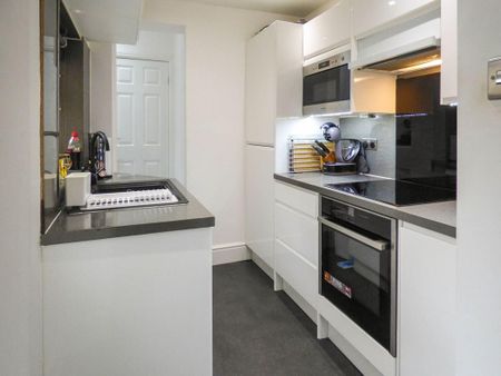 2 bed lower flat to rent in NE9 - Photo 4