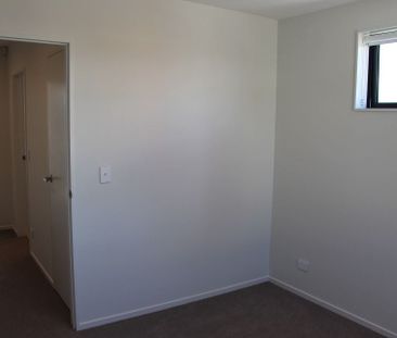 Charming Karaka Townhouse for Rent - Photo 3