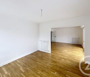Location Appartement 5 pièces 110m² LA NEUVILLETTE 51100 - Photo 3