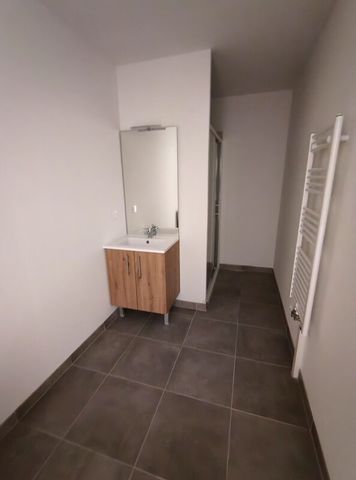 Location Appartement 2 pièces 42m² LABARTHE SUR LEZE 31860 - Photo 5