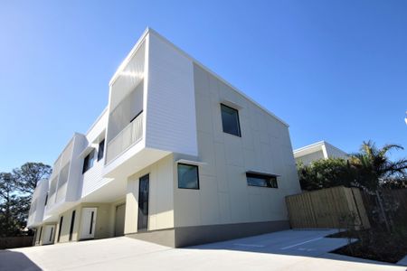 Air-Conditioned Townhouse Close to the River - Photo 4