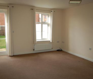 3 bedroom terraced house to rent - Photo 4