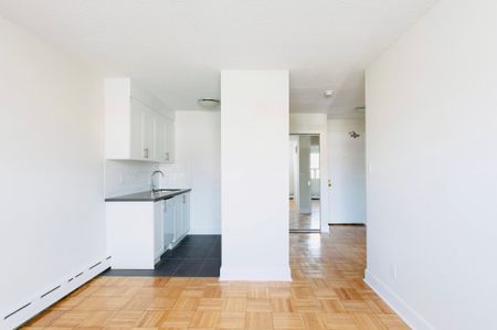 For Lease - 990 Avenue Road Unit# 206, Toronto, Ontario - Photo 3