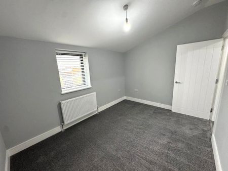 3 bedroom penthouse to rent - Photo 4