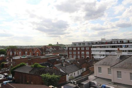 2 bedroom flat to rent - Photo 4