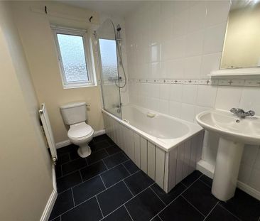 2 bedroom semi-detached house to rent - Photo 6