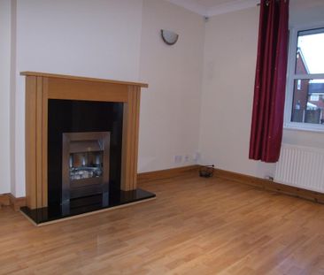 2 bedroom semi-detached house to rent - Photo 3