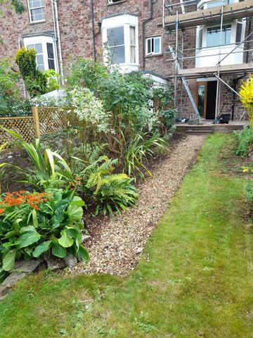 Exceptional Large One-Bedroom Apartment with Rare Private Garden  Clifton - Photo 5