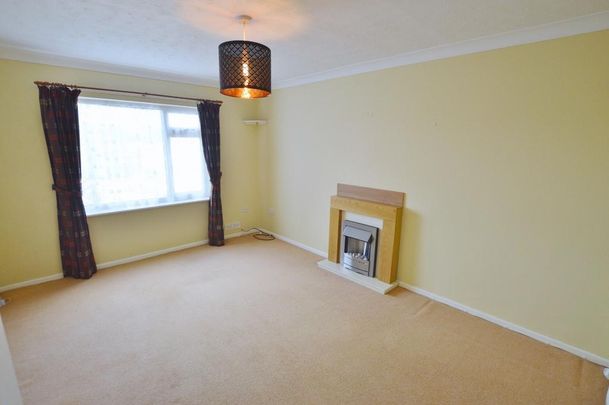 1 bedroom ground floor flat to rent - Photo 1