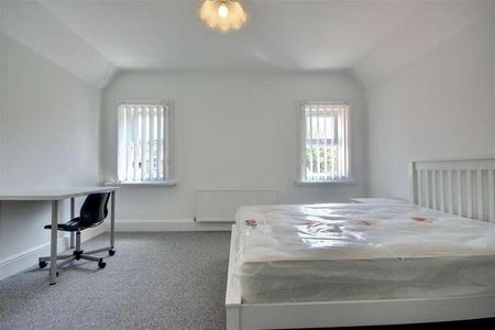 Festing Road, Southsea, PO4 - Photo 2