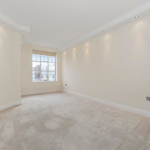 3 Bedroom Flat To Let - Photo 1