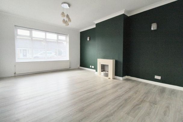 2 bedroom bungalow to rent - Photo 1