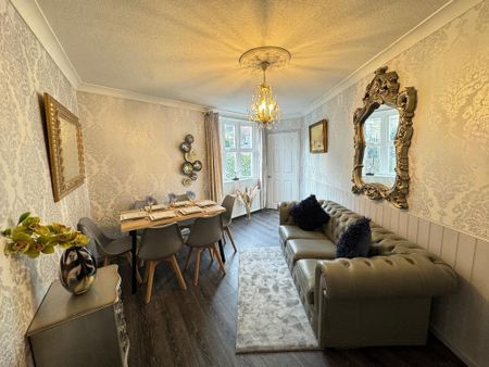 3 bedroom terraced house to rent - Photo 5