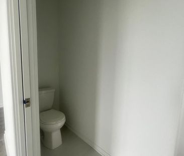 For Lease - 203 Monarch Avenue, Ajax, Ontario - Photo 3